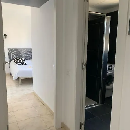 Beachfront With Panoramic Sea Views Apartmán Roses